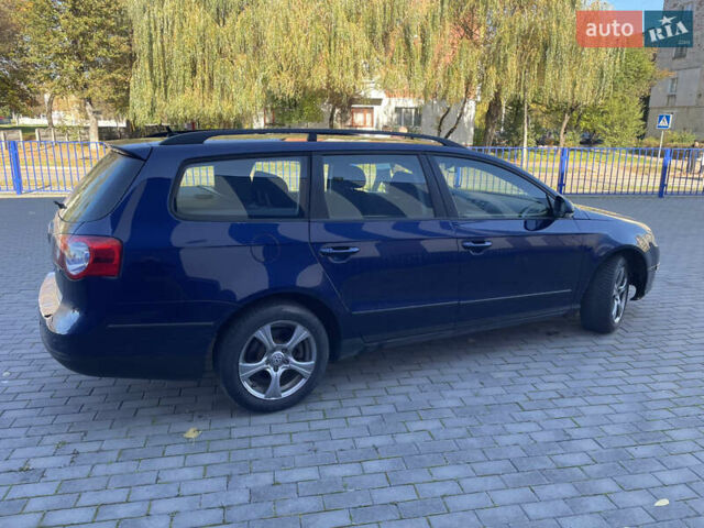Синий Фольксваген Пассат, объемом двигателя 1.6 л и пробегом 235 тыс. км за 4700 $, фото 7 на Automoto.ua
