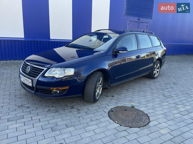 Синий Фольксваген Пассат, объемом двигателя 1.6 л и пробегом 235 тыс. км за 4700 $, фото 1 на Automoto.ua