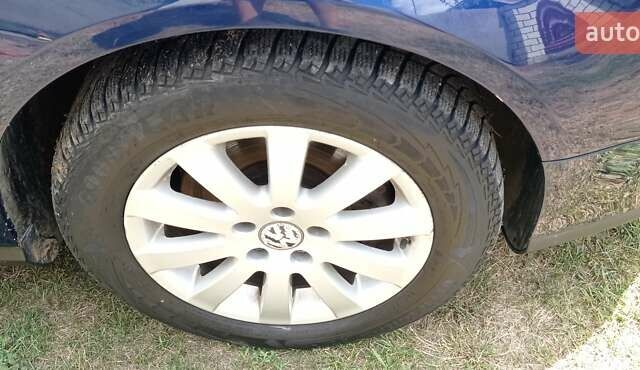 Синій Фольксваген Пассат, об'ємом двигуна 2 л та пробігом 272 тис. км за 7300 $, фото 74 на Automoto.ua