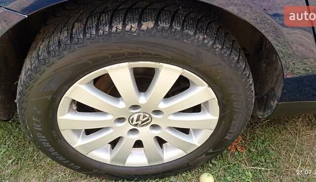 Синій Фольксваген Пассат, об'ємом двигуна 2 л та пробігом 272 тис. км за 7300 $, фото 71 на Automoto.ua