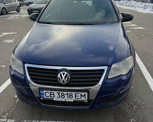 Синий Фольксваген Пассат, объемом двигателя 1.6 л и пробегом 286 тыс. км за 4799 $, фото 5 на Automoto.ua