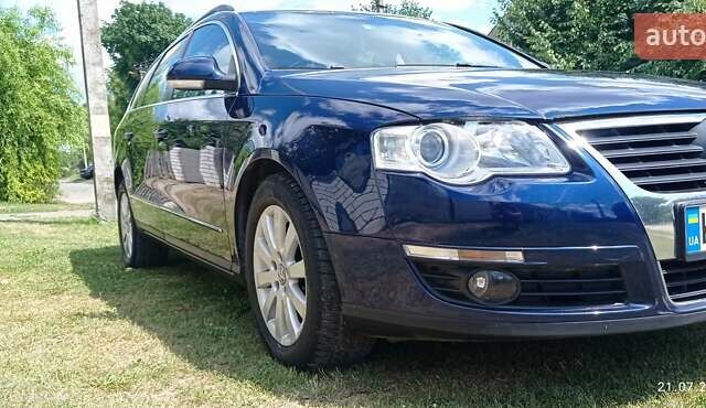 Синій Фольксваген Пассат, об'ємом двигуна 2 л та пробігом 272 тис. км за 7300 $, фото 84 на Automoto.ua