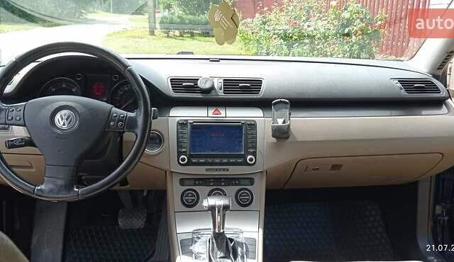 Синій Фольксваген Пассат, об'ємом двигуна 2 л та пробігом 272 тис. км за 7300 $, фото 59 на Automoto.ua