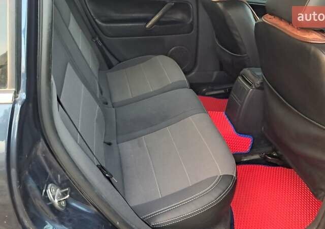 Синий Фольксваген Пассат, объемом двигателя 1.9 л и пробегом 570 тыс. км за 4500 $, фото 2 на Automoto.ua