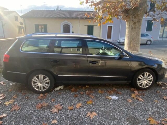 Синий Фольксваген Пассат, объемом двигателя 2 л и пробегом 217 тыс. км за 4665 $, фото 1 на Automoto.ua