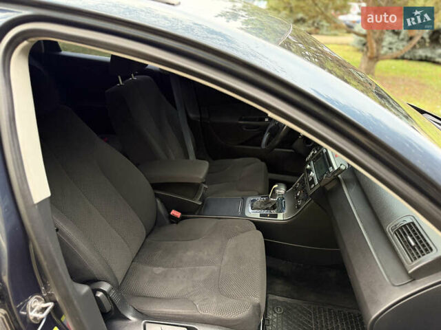 Синій Фольксваген Пассат, об'ємом двигуна 1.97 л та пробігом 295 тис. км за 5950 $, фото 11 на Automoto.ua