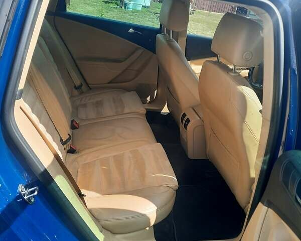 Синий Фольксваген Пассат, объемом двигателя 2 л и пробегом 335 тыс. км за 6300 $, фото 4 на Automoto.ua