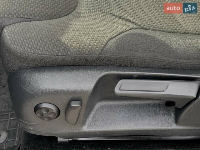 Синий Фольксваген Пассат, объемом двигателя 2 л и пробегом 344 тыс. км за 6455 $, фото 40 на Automoto.ua