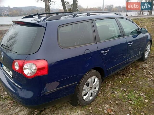 Синий Фольксваген Пассат, объемом двигателя 1.6 л и пробегом 235 тыс. км за 6900 $, фото 13 на Automoto.ua