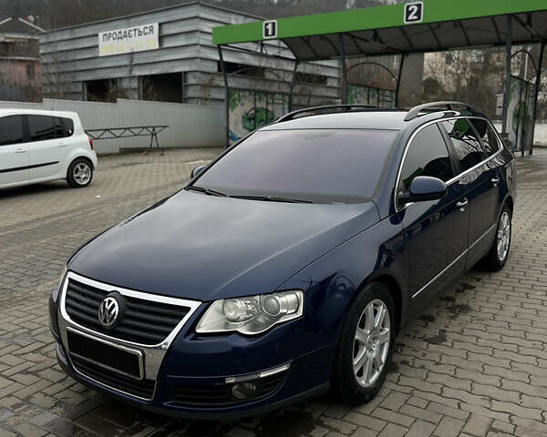 Синий Фольксваген Пассат, объемом двигателя 2 л и пробегом 350 тыс. км за 7200 $, фото 3 на Automoto.ua