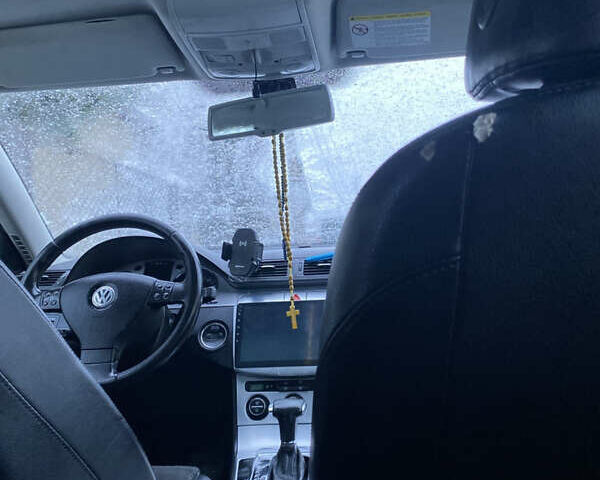 Синий Фольксваген Пассат, объемом двигателя 1.6 л и пробегом 266 тыс. км за 4500 $, фото 10 на Automoto.ua