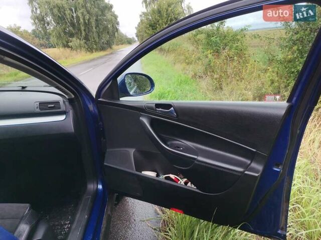 Синий Фольксваген Пассат, объемом двигателя 1.97 л и пробегом 400 тыс. км за 5500 $, фото 1 на Automoto.ua