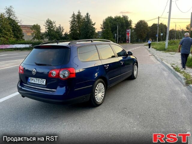 Синий Фольксваген Пассат, объемом двигателя 1.6 л и пробегом 220 тыс. км за 5850 $, фото 7 на Automoto.ua