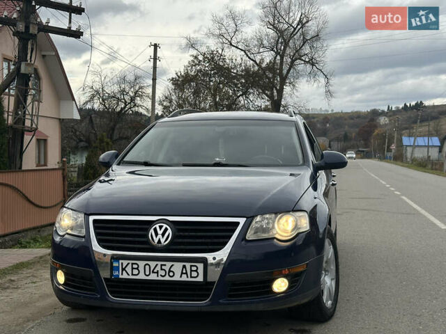 Синий Фольксваген Пассат, объемом двигателя 1.97 л и пробегом 250 тыс. км за 4700 $, фото 4 на Automoto.ua