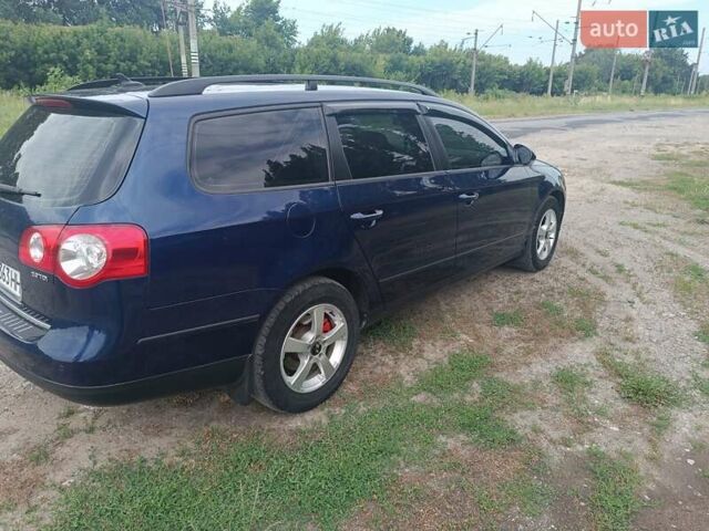 Синий Фольксваген Пассат, объемом двигателя 2 л и пробегом 22 тыс. км за 5800 $, фото 6 на Automoto.ua