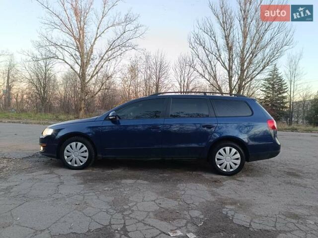 Синий Фольксваген Пассат, объемом двигателя 1.9 л и пробегом 335 тыс. км за 5500 $, фото 3 на Automoto.ua