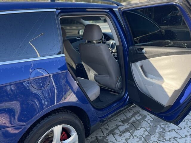 Синий Фольксваген Пассат, объемом двигателя 1.9 л и пробегом 370 тыс. км за 4200 $, фото 4 на Automoto.ua