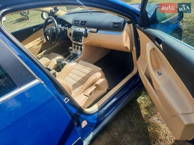 Синий Фольксваген Пассат, объемом двигателя 2 л и пробегом 335 тыс. км за 6300 $, фото 10 на Automoto.ua