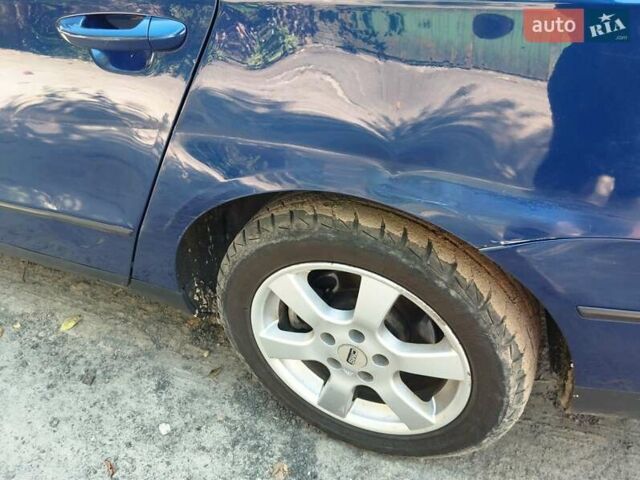 Синий Фольксваген Пассат, объемом двигателя 1.6 л и пробегом 274 тыс. км за 5000 $, фото 12 на Automoto.ua