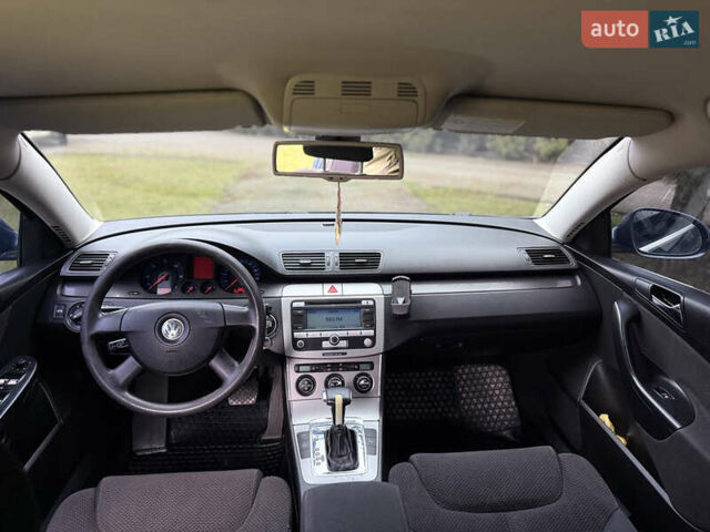 Синій Фольксваген Пассат, об'ємом двигуна 1.97 л та пробігом 295 тис. км за 5950 $, фото 37 на Automoto.ua