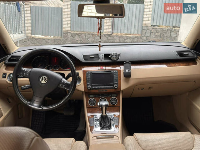 Синий Фольксваген Пассат, объемом двигателя 1.97 л и пробегом 374 тыс. км за 7200 $, фото 8 на Automoto.ua