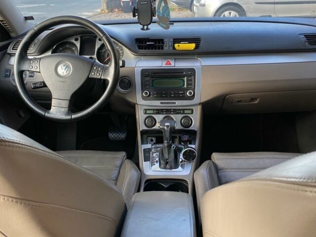 Синий Фольксваген Пассат, объемом двигателя 2 л и пробегом 217 тыс. км за 4665 $, фото 3 на Automoto.ua