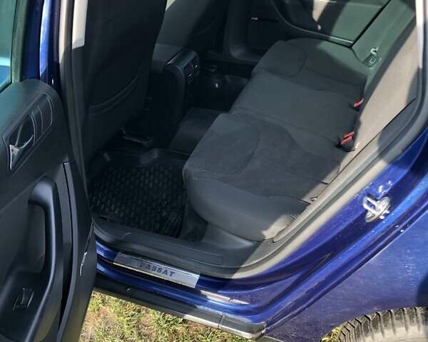 Синий Фольксваген Пассат, объемом двигателя 1.97 л и пробегом 346 тыс. км за 5650 $, фото 9 на Automoto.ua