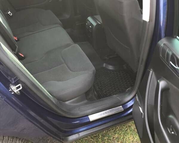 Синий Фольксваген Пассат, объемом двигателя 1.97 л и пробегом 346 тыс. км за 5650 $, фото 3 на Automoto.ua