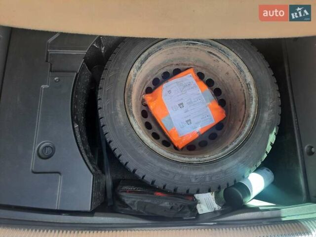 Синий Фольксваген Пассат, объемом двигателя 2 л и пробегом 335 тыс. км за 6300 $, фото 18 на Automoto.ua