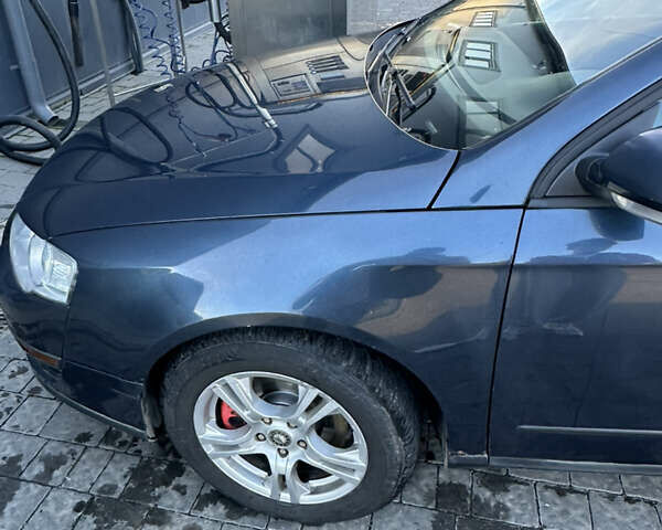 Фольксваген Пассат 2006 в Ужгороде на Automoto.ua Синий Фольксваген Пассат, объемом двигателя 1.6 л и пробегом 228 тыс. км за 4950 $, фото 13 на Automoto.ua