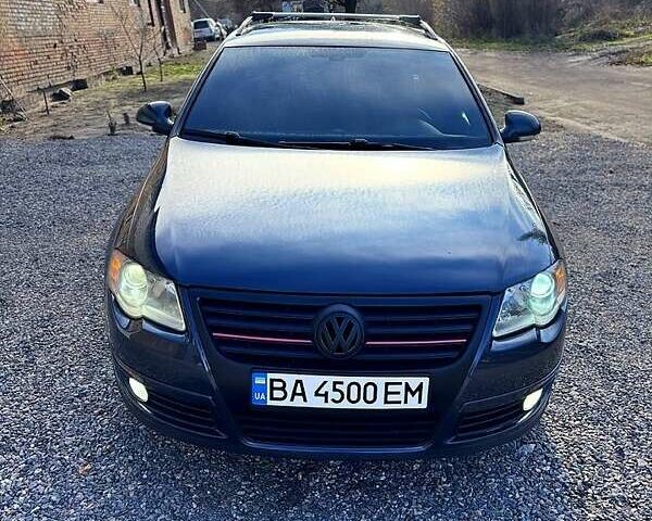 Синий Фольксваген Пассат, объемом двигателя 2 л и пробегом 317 тыс. км за 5950 $, фото 12 на Automoto.ua