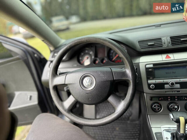 Синій Фольксваген Пассат, об'ємом двигуна 1.97 л та пробігом 295 тис. км за 5950 $, фото 35 на Automoto.ua