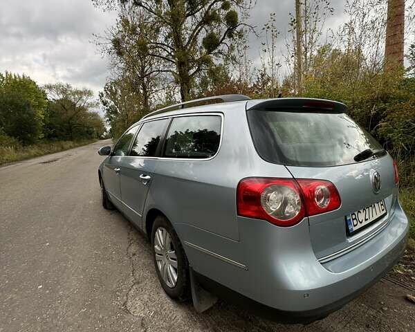 Синий Фольксваген Пассат, объемом двигателя 1.97 л и пробегом 288 тыс. км за 5400 $, фото 6 на Automoto.ua