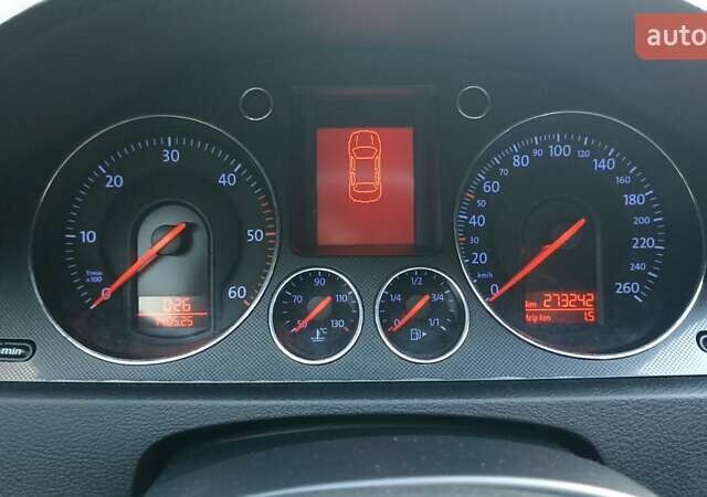Синій Фольксваген Пассат, об'ємом двигуна 2 л та пробігом 273 тис. км за 6500 $, фото 49 на Automoto.ua