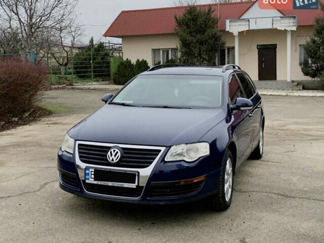 Синій Фольксваген Пассат, об'ємом двигуна 1.6 л та пробігом 269 тис. км за 5800 $, фото 2 на Automoto.ua