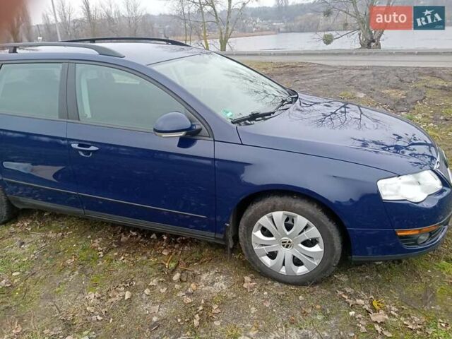 Синий Фольксваген Пассат, объемом двигателя 1.6 л и пробегом 235 тыс. км за 6900 $, фото 11 на Automoto.ua