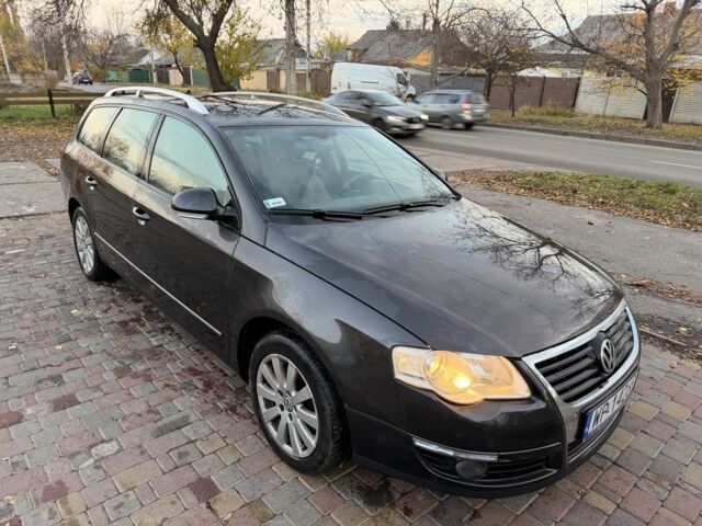 Синий Фольксваген Пассат, объемом двигателя 2 л и пробегом 345 тыс. км за 3100 $, фото 4 на Automoto.ua