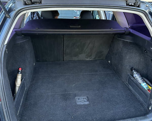 Фольксваген Пассат 2006 в Ужгороде на Automoto.ua Синий Фольксваген Пассат, объемом двигателя 1.6 л и пробегом 228 тыс. км за 4950 $, фото 2 на Automoto.ua