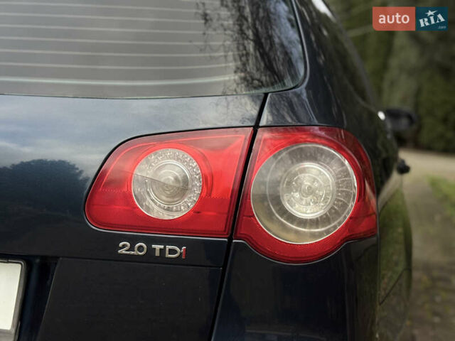 Синій Фольксваген Пассат, об'ємом двигуна 1.97 л та пробігом 295 тис. км за 5950 $, фото 56 на Automoto.ua