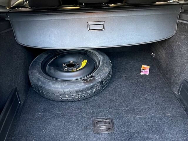 Синий Фольксваген Пассат, объемом двигателя 1.6 л и пробегом 220 тыс. км за 5850 $, фото 1 на Automoto.ua