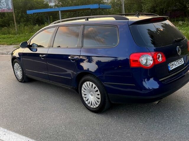 Синий Фольксваген Пассат, объемом двигателя 1.6 л и пробегом 220 тыс. км за 5850 $, фото 10 на Automoto.ua