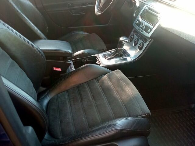 Синий Фольксваген Пассат, объемом двигателя 2 л и пробегом 260 тыс. км за 4800 $, фото 9 на Automoto.ua