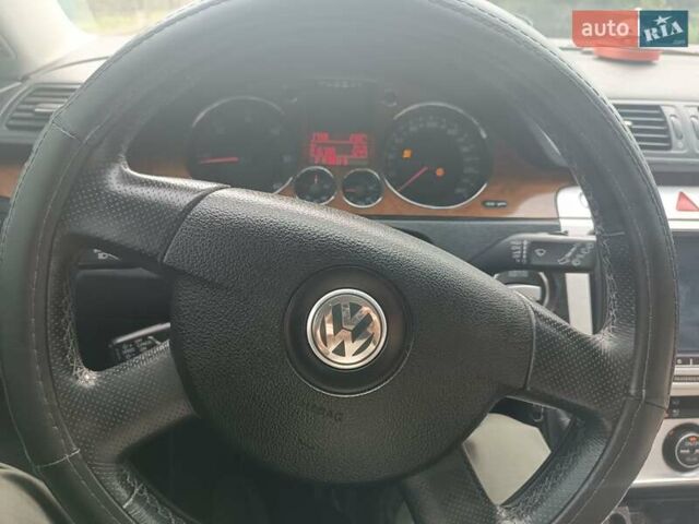 Синий Фольксваген Пассат, объемом двигателя 2 л и пробегом 22 тыс. км за 5800 $, фото 1 на Automoto.ua