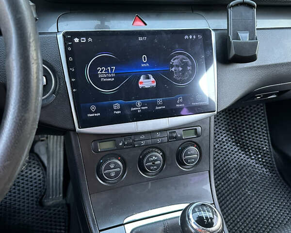 Фольксваген Пассат 2006 в Ужгороде на Automoto.ua Синий Фольксваген Пассат, объемом двигателя 1.6 л и пробегом 228 тыс. км за 4950 $, фото 24 на Automoto.ua