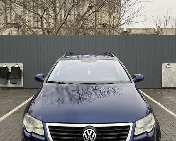 Синий Фольксваген Пассат, объемом двигателя 1.97 л и пробегом 350 тыс. км за 6200 $, фото 9 на Automoto.ua