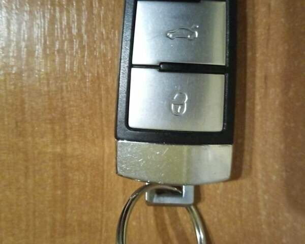 Синій Фольксваген Пассат, об'ємом двигуна 1.97 л та пробігом 370 тис. км за 7200 $, фото 22 на Automoto.ua