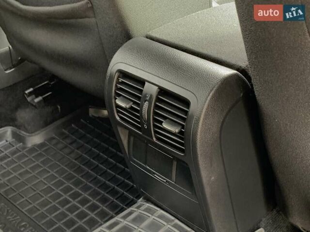 Синий Фольксваген Пассат, объемом двигателя 2 л и пробегом 344 тыс. км за 6455 $, фото 31 на Automoto.ua