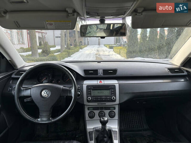 Синій Фольксваген Пассат, об'ємом двигуна 1.97 л та пробігом 221 тис. км за 3999 $, фото 10 на Automoto.ua