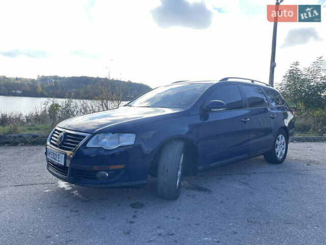 Синій Фольксваген Пассат, об'ємом двигуна 1.6 л та пробігом 232 тис. км за 5000 $, фото 1 на Automoto.ua