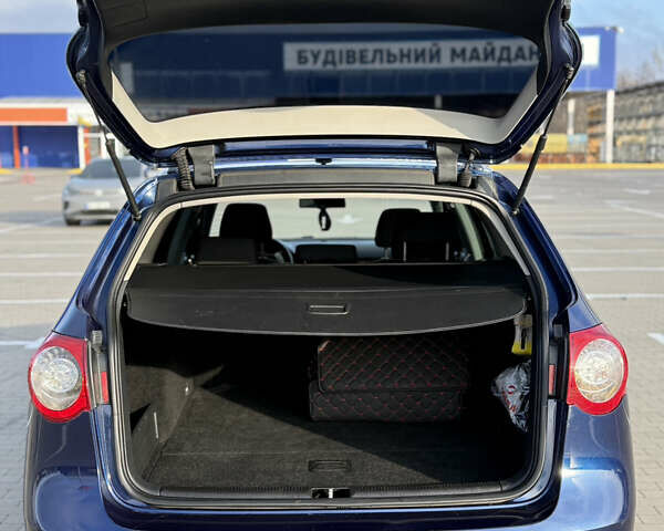 Синий Фольксваген Пассат, объемом двигателя 1.9 л и пробегом 250 тыс. км за 6300 $, фото 8 на Automoto.ua